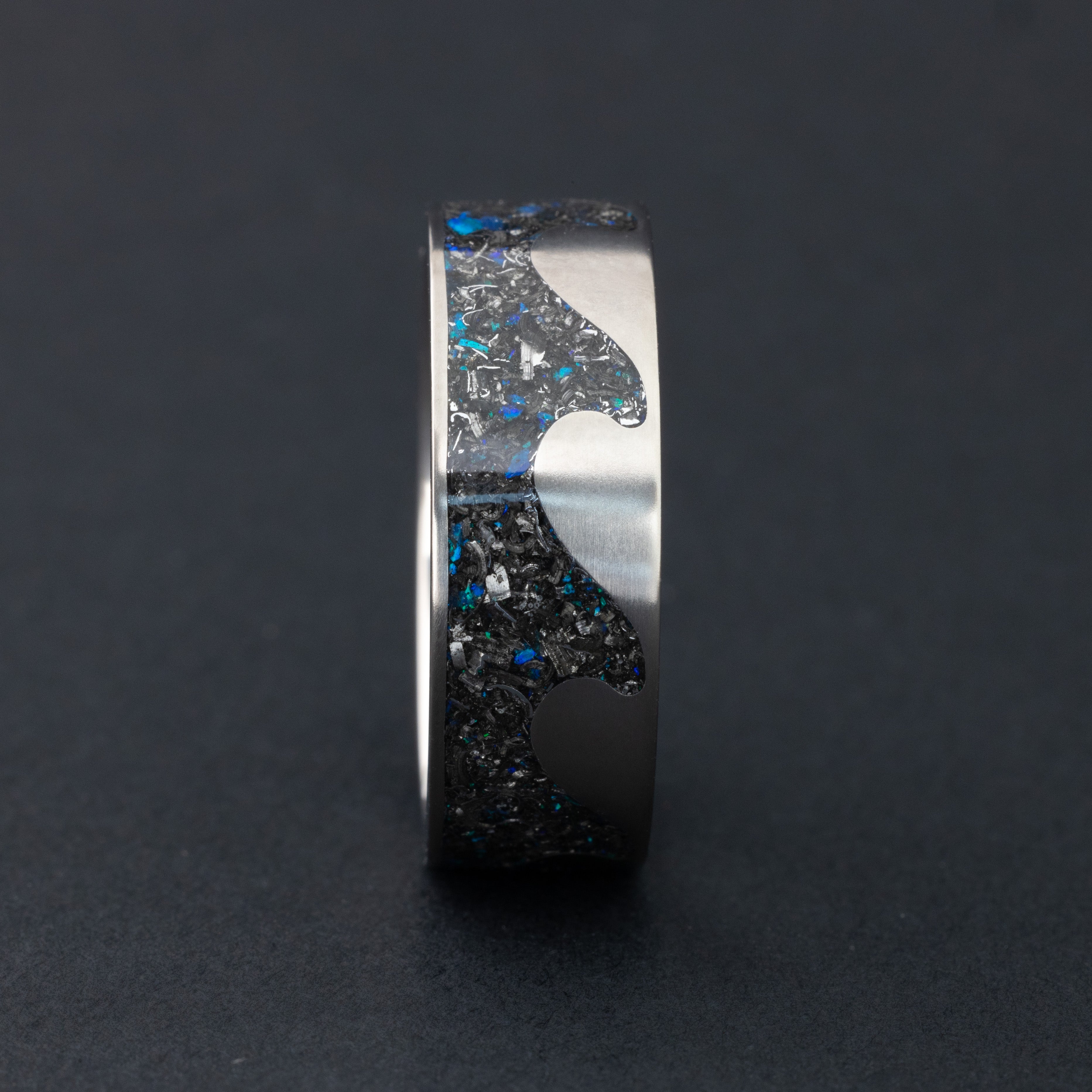 campo-meteorite-blue-opal-riptide-titanium-mens-wedding-band