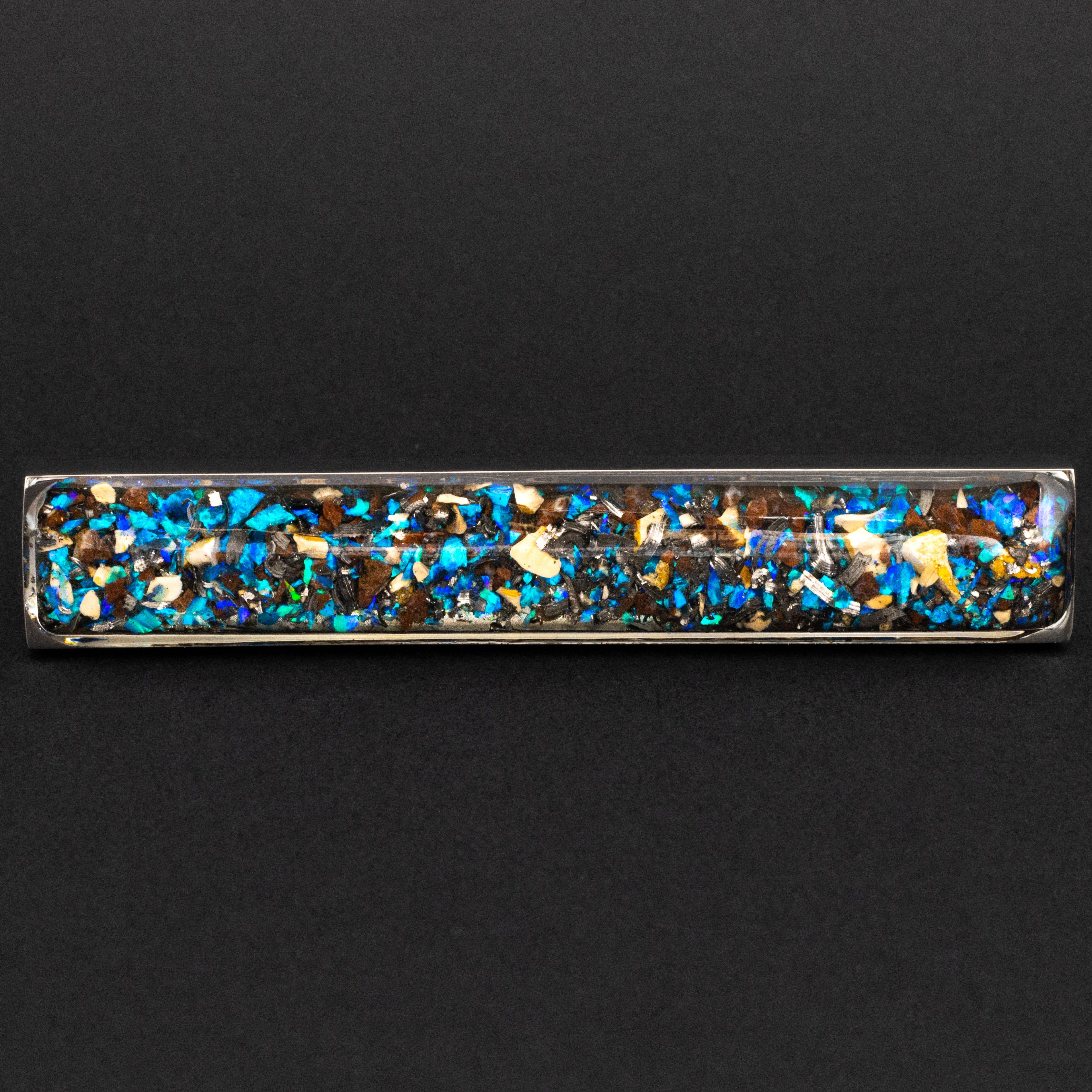 dinosaur-bone-tie-clip-mens-dinosaur-bone-gembone-tie-bar-silver-closeup